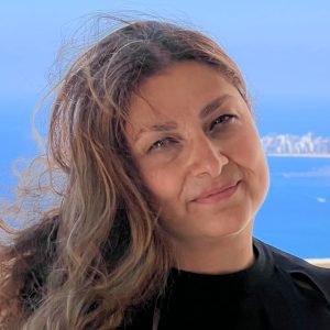 Diana Dib - Σχετικά με εμάς