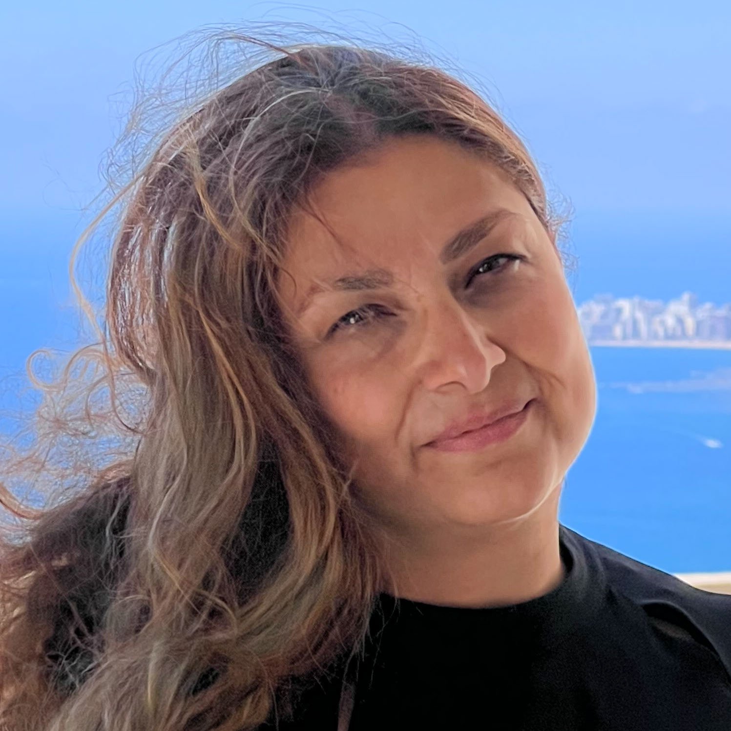 Diana Dib - About